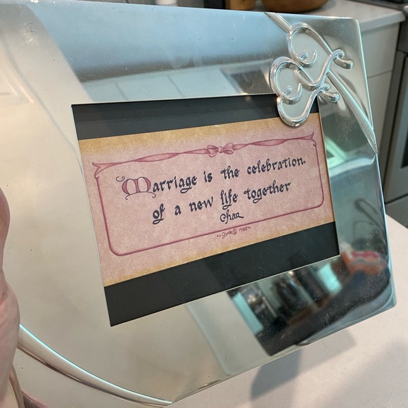 Lenox luxury “true love” mirrored picture frame frame with hearts. - Picture 3 of 8